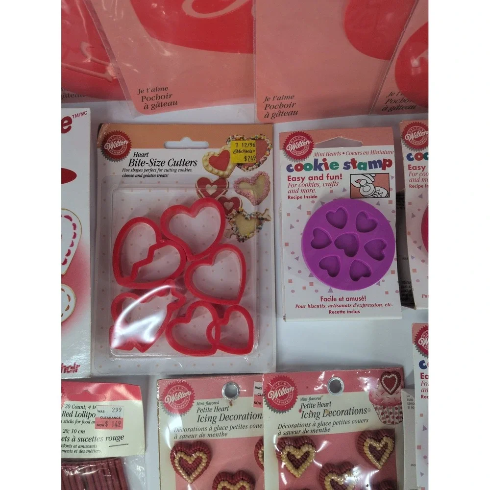 VTG NEW LOT30🩷Wilton Hearts Valentines Cookie Stamp Decor Stencil Cottage Baker